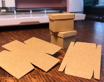 miniature bankers storage box with lid in 1:12 scale SVG file