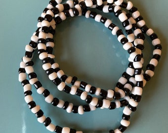 Black and White Bead Set