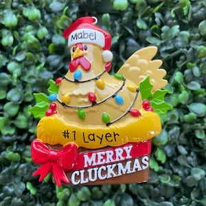 Adorno navideño de pollo / Personalizado a mano • Cerámica • Regalo para niños • Adorno navideño escrito a mano • Adorno para árbol • Regalo para granjeros