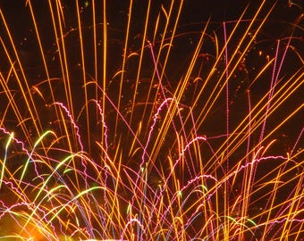 Beautiful Fireworks Photo - Frozen Long Exposure