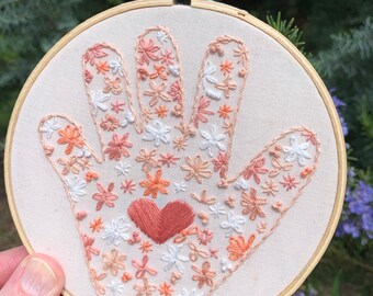 Corazón en bordado a mano