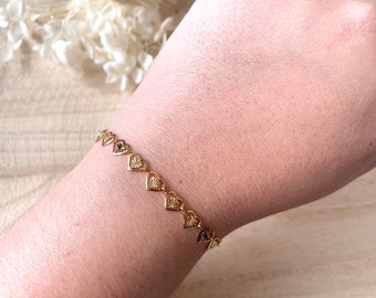 Bracelet chaîne dorée acier inoxydable avec coeurs • Idée cadeau • Bijoux femmes • Fête des mères • Cadeau anniversaire • Modèle Canopus