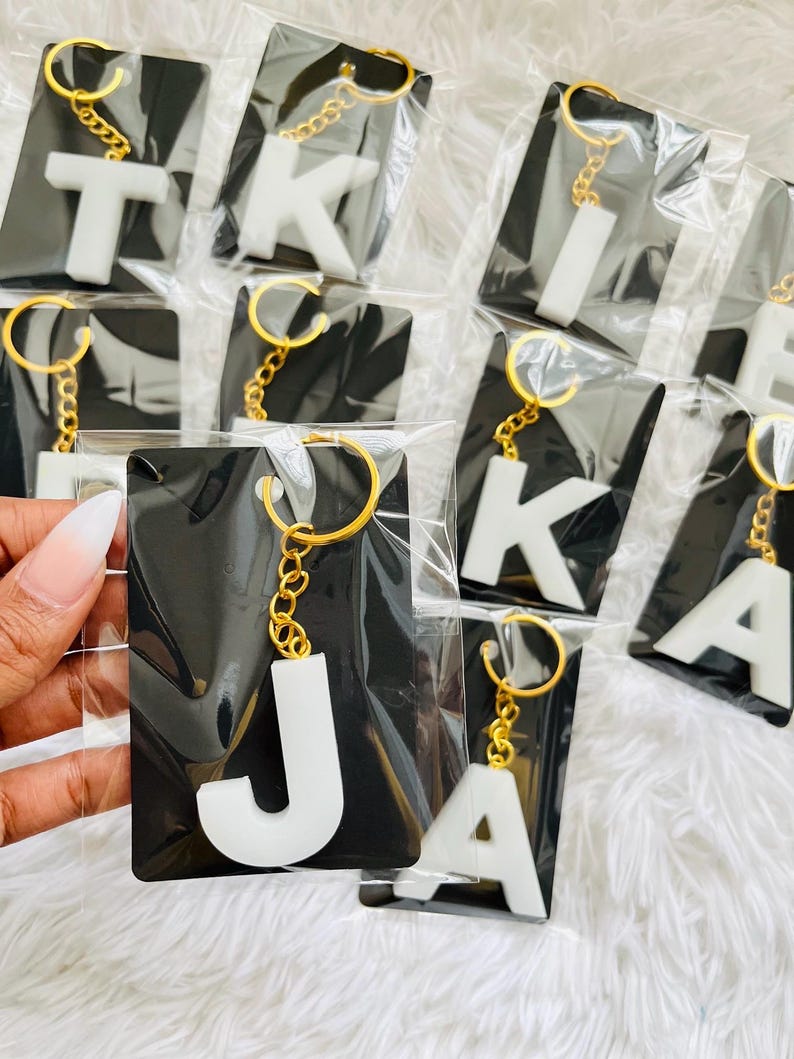 Handmade Resin Letter Keychain: Floral Gold Initial - Etsy