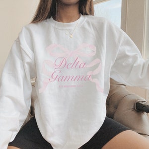 Delta Gamma Bow Sweatshirt // Sorority Trendy Crewneck // Delta Gamma, DG Shirt // Aesthetic Greek Pullover