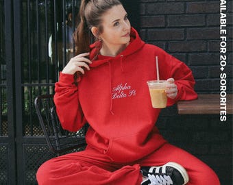Felpa con cappuccio Be Mine Sorority // Felpa con cappuccio rossa minimalista della confraternita, set di San Valentino // Abbigliamento da casa alla moda della confraternita // Felpa con cappuccio estetica + felpe