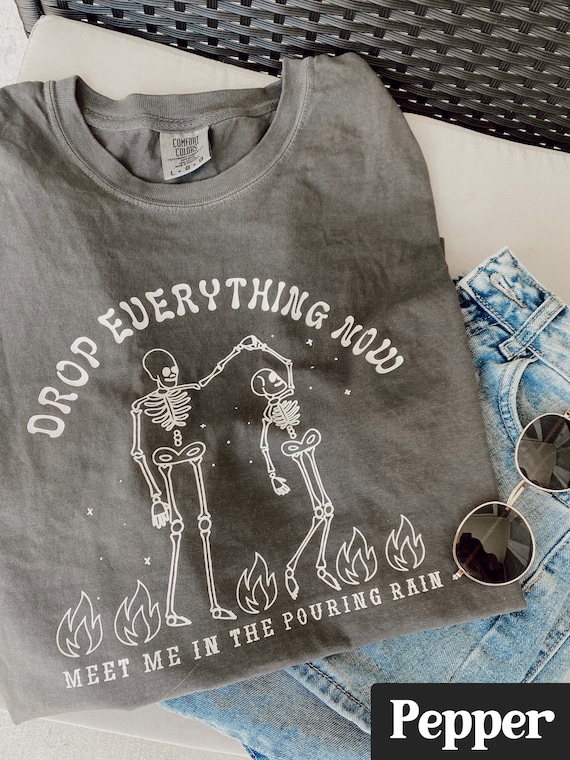 Drop Everything Comfort Colors Tee // Distressed Skeleton Oversized Shirt 