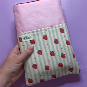 Strawberry Book/Kindle Sleeve: Handmade Padded Reading Cosy