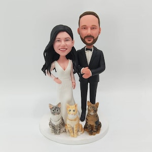 Bobblehead de pareja de bodas personalizado con 3 gatos/perros, regalos de aniversario para parejas/padres, Topper de pastel de boda, regalos de boda, regalos de Navidad