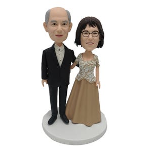 Custom Anniversary Couple Bobbleheads , Custom Lover Statues, Personalized Couple Figurines As Wedding Cake Toppers, Custom Couple Sculpture
