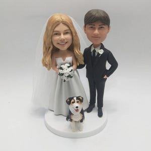 Spersonalizowana figurka na tort weselny z psem/kotem, spersonalizowana figurka kiwająca głową na ślub, figurka weselna, figurka na tort weselny, prezenty ślubne, figurka kiwająca głową dla pary
