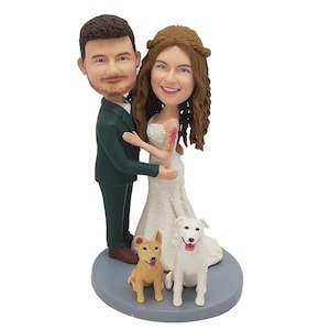 Custom couple bobble head, bobblehead couple,bobblehead wedding cake topper, wedding gifts with dog/cat(pets)