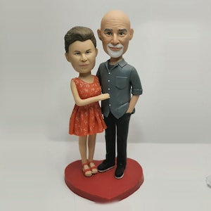 Custom couple bobble head, bobblehead couple,bobblehead wedding cake topper, wedding gifts,can add dog/cat(pets),christmas gift for couple