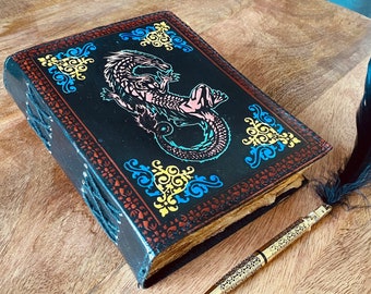 Journal en cuir dragon asiatique | Multicolore | 260 pages bords francs | Journal en cuir cousu main | Porte-cartes à l'intérieur | Tout nouveau design