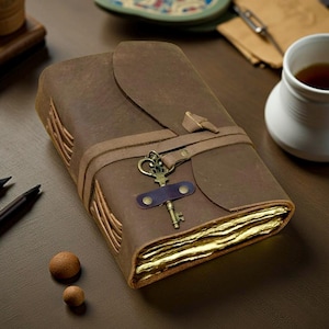 Diario in pelle personalizzato A5 Key / 200 pagine - 4 scelte di carta / pelle pieno fiore spessa / chiave in ottone / diario regalo - regalo per lei