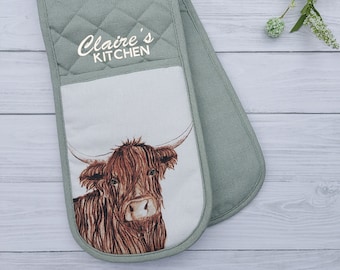 Personalised Embroidered Highland Cow Grey Double Oven Glove, Pot Holder, Animal Grey Oven Glove, Personalized Oven Mitt