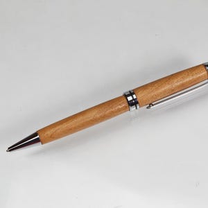 Drehkugelschreiber aus Holz FL-08