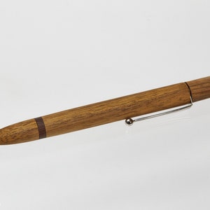 Drehkugelschreiber aus Holz HWS-02