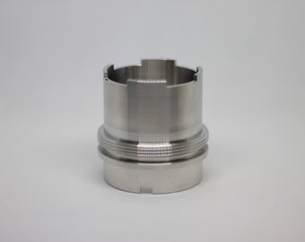 La Pavoni maßgefertigte Ärmeljacke aus Messing oder Edelstahl