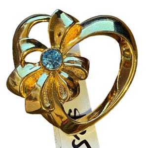 Vintage Gold Heart Flower Brooch With Rhinestone Center Retro Pin Jewelry Accessory For Him & Her