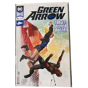 Comic DC Green Arrow Target Oliver Queen Issue #46 Book Vintage