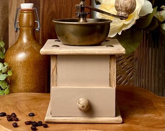 アンティークの木製および磁器製コーヒーグラインダー / 1970 年代 