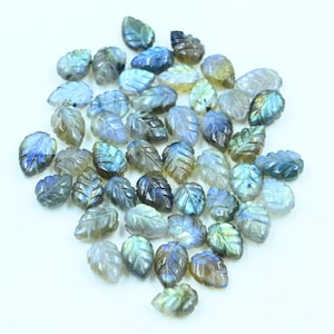 Labradorite Carved Leaf Gemstone: AAA Quality, 7x10mm