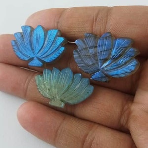 Blå Labradorit Lotus Ädelsten, Snidad Smyckessten (25-30 mm)