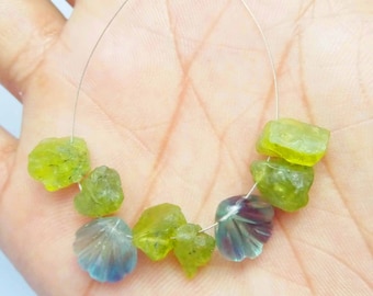 Hilo de cuentas de peridoto verde natural en bruto, suministros para joyería