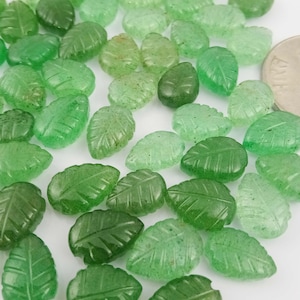 2,3,4 Pcs Natural Green Strawberry Quartz Carved Leaf Gemstone, Wholesale Quartz Leaf Carving Gems, 5x6 to 7x10 mm Approx, Leaf Green Berry