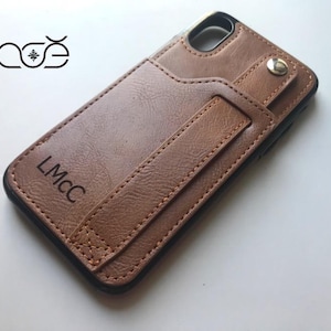 Funda de piel vegana personalizada para iPhone con correa para iPhone 16/ iPhone 15/ iPhone 14/ iPhone 13/ iPhone 12/ iPhone 11/ iPhone 8/ 7