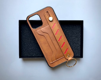 Gepersonaliseerde vegan leren iPhone-hoes portemonnee met riem voor iPhone 13/ iPhone 12/ iPhone 11/ iPhone 8/ iPhone 7/ iPhone XS/ iPhone SE