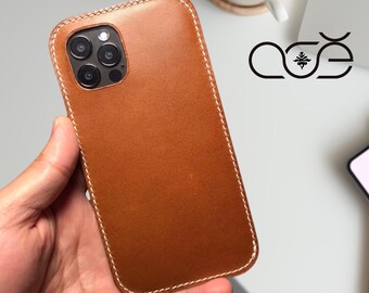 Handmade Vintage Genuine Leather iPhone Case for iPhone 16/ iPhone 15 / iPhone 14 /iPhone 13, Custom Engraving iPhone Case, Gift 2025