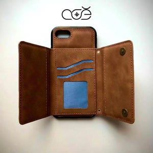 Personalisierte Vegan Leder iPhone Hülle mit Trifold Geldbörse für iPhone 16/ iPhone 15/ iPhone 14/ iPhone 13/12/11/8/7/Samsung Galaxy