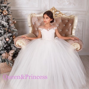 Flower girl dress, Lace flower girl dress, First communion, Toddler girl dress,  Ivory girl dress, Tulle flower girl dress,Girl dress tutu
