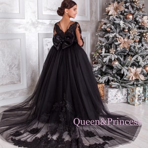 Girls size 6 black dress store