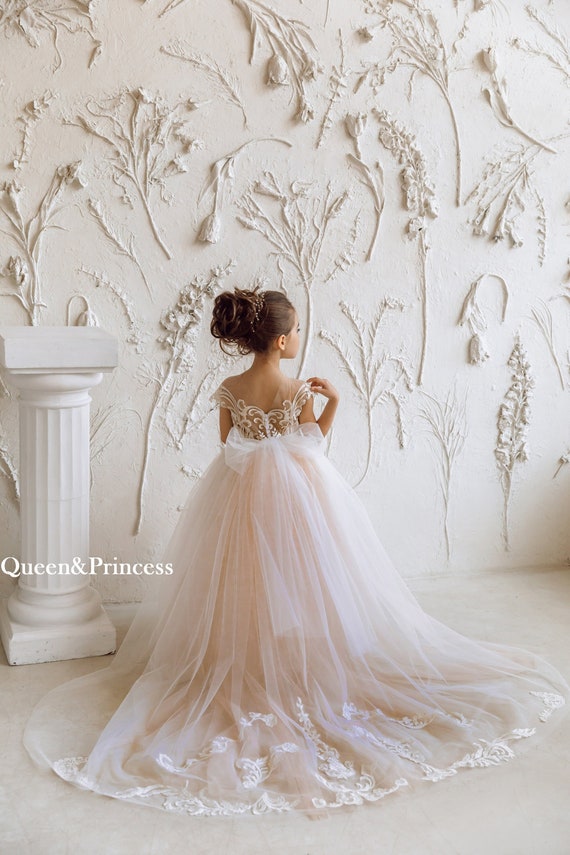 Flower girl dress tulle, Lace flower girl dress, Wedding flower dress,  First communion dress, Ivory girl dress, Girl dress with train