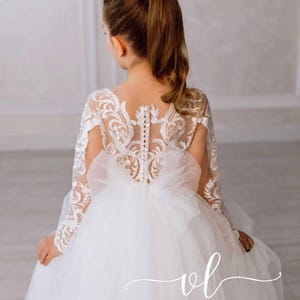 Flower girl dress with train, Long sleeve flower girl dress, Dress for photoshoot, Flower girl dress lace, Princess dress, Tulle girl dress