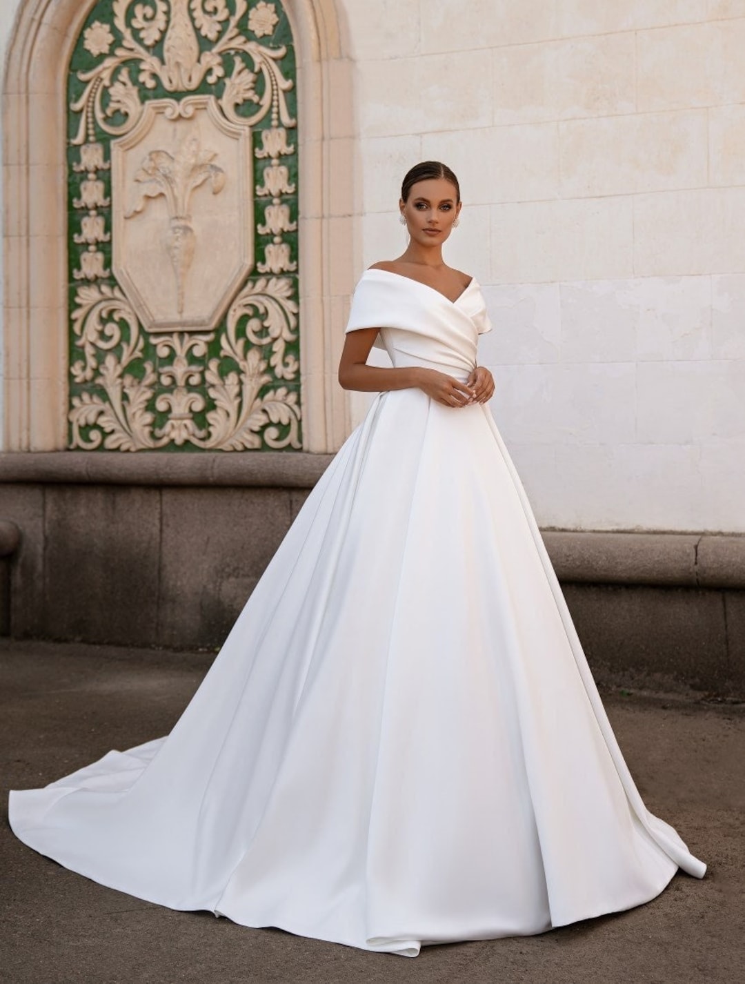 Off the Shoulder Wedding Dress, Classic Wedding Dress, Ivory Wedding ...