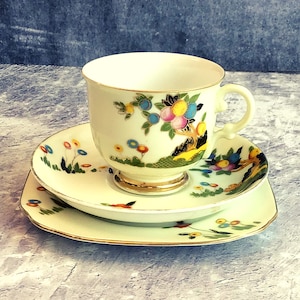 Vintage Art Deco Japanese Handpainted Meito China Teacup Saucer and Plate Trio Set