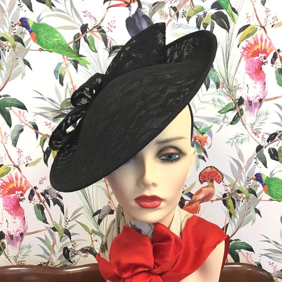 Vintage Laura Ashley Hat Vintage Laura Ashley Natural Straw Hat w/ Floral Fabric Band  main image 2