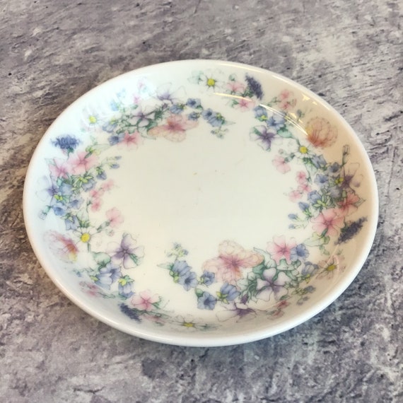 Vintage Wedgwood Bone China 'Angela' Trinket Dish… - image 4
