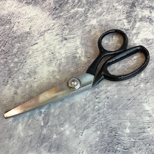 Vintage Pinking Shears, Old Sewing Scissors, Needlecraft Tools