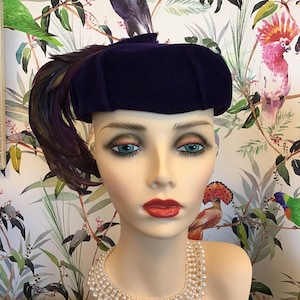 Vintage 1950s Purple Velvet Pleated Hat With Plume of Purple Feathers, Vintage Wedding Hat