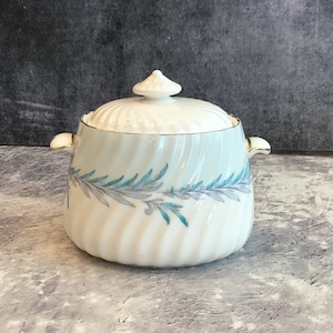 Vintage Minton Bone China Lidded / Covered Sugar Bowl - Symphony Blue S-557