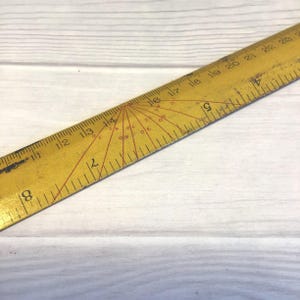 両面ヴィンテージイエローメタル12インチ学校用幾何学定規、英国製