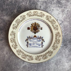 Vintage 1981 Aynsley Fine Bone China Collectors Plate to Commemorate the Marriage of HRH Charles 21st Prince of Wales to Lady Diana Spencer