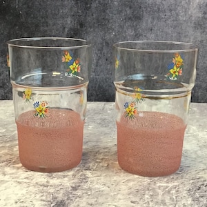 Pair of Vintage Pink Sugar Frosted Tumblers With Flowers, Mid Century Glasses, Vintage Barware