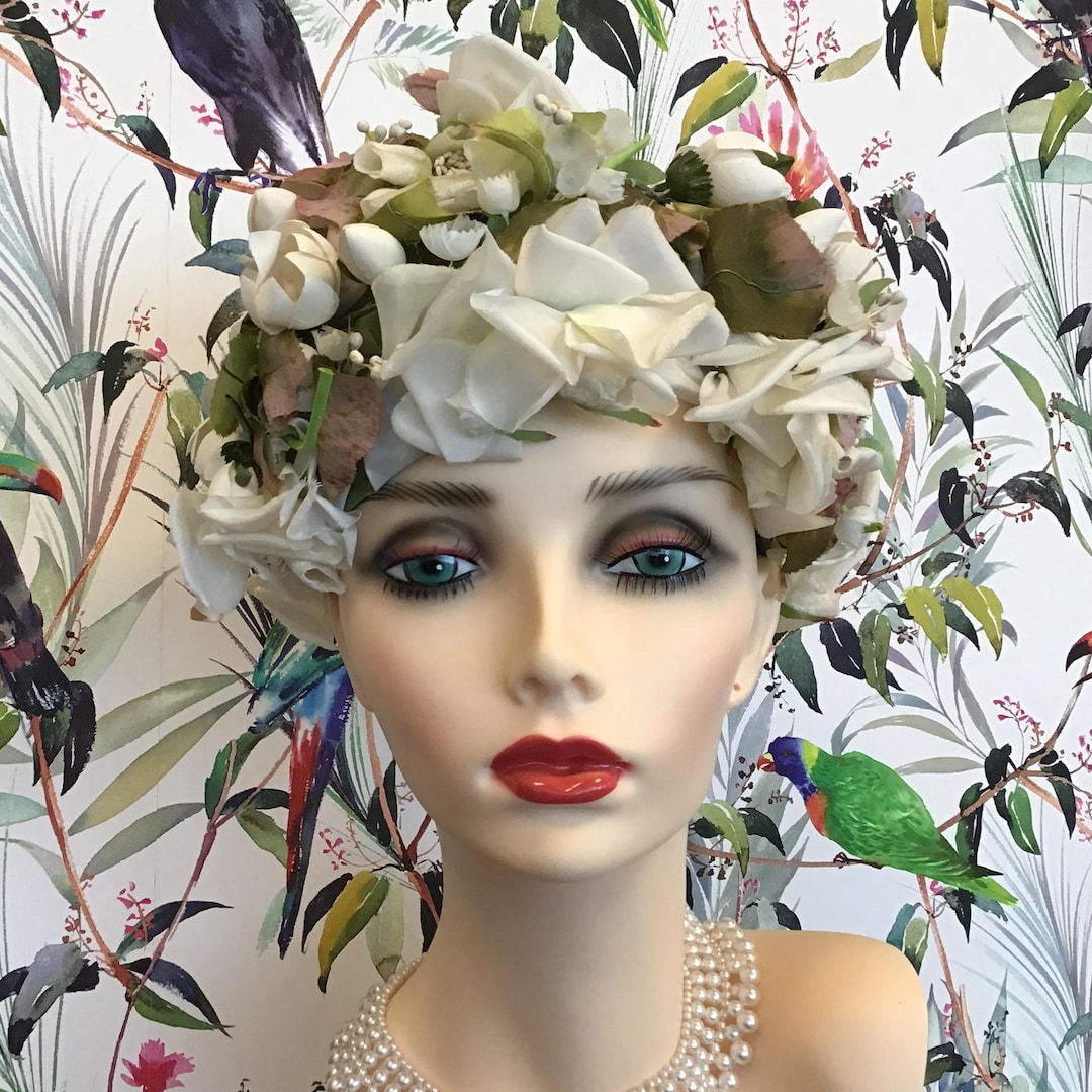 Dior Hats: From Christian Dior to Stephen Jones: Jones