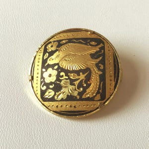Vintage Round Bird and Flower Black and Gold Damascene Brooch With Trombone Clasp, Vintage Toledo Brooch