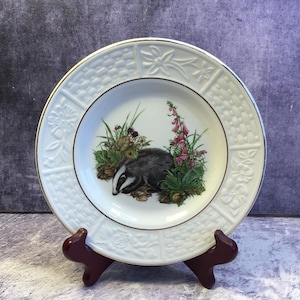 Pretty Vintage Weatherby Durability Royal Falcon Gift Ware Embossed Plate With Badger Picture